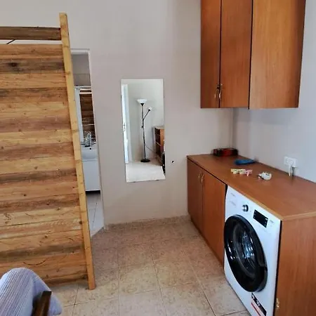 Beachfront 2-bedroom Apartment